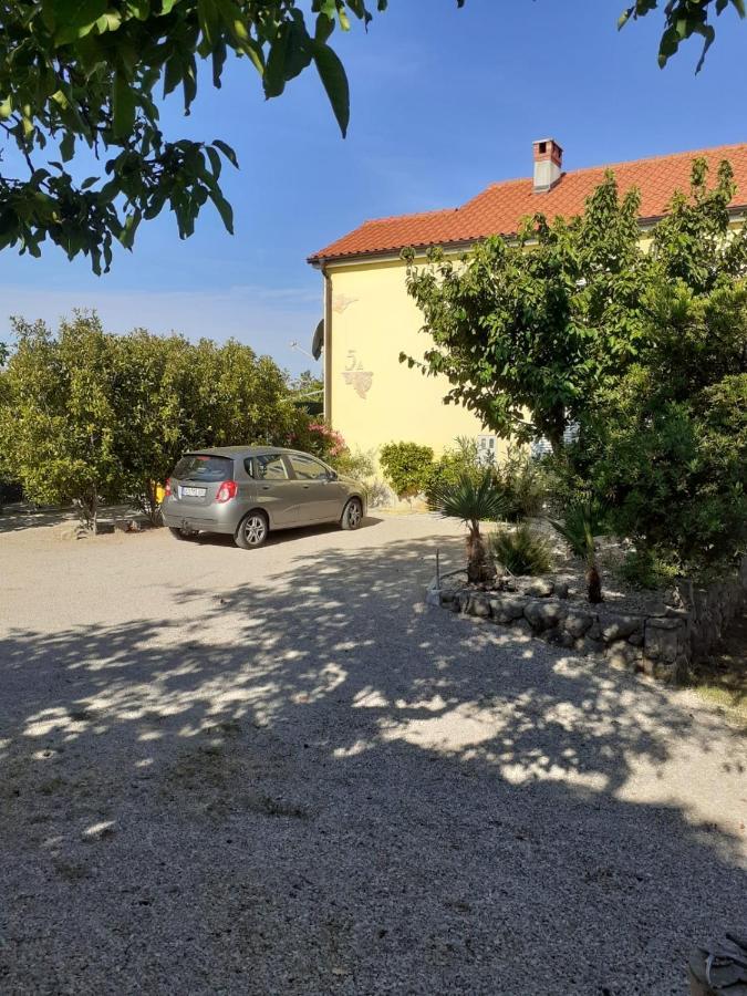 Apartments Familie Vujec Skrbčići Εξωτερικό φωτογραφία