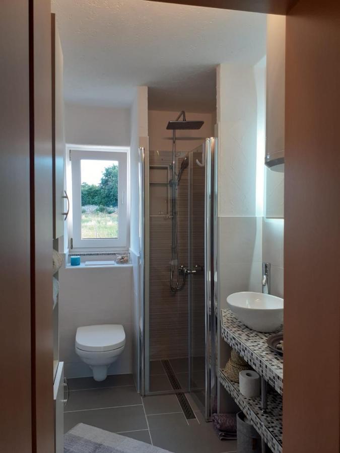 Apartments Familie Vujec Skrbčići Εξωτερικό φωτογραφία